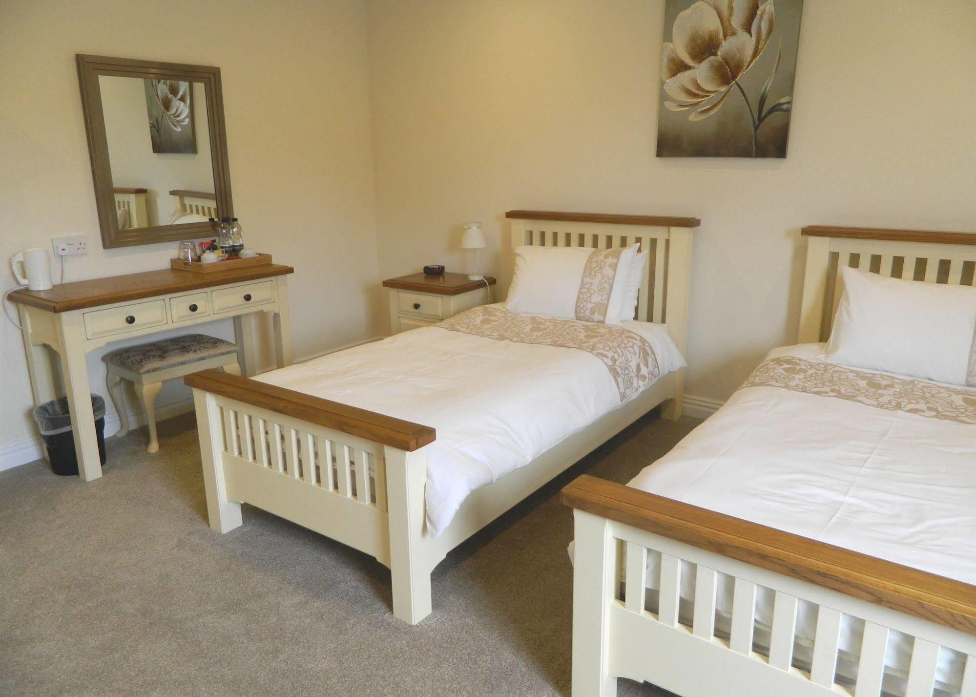 Lumb Farm Country Club Hotel Рипли Екстериор снимка