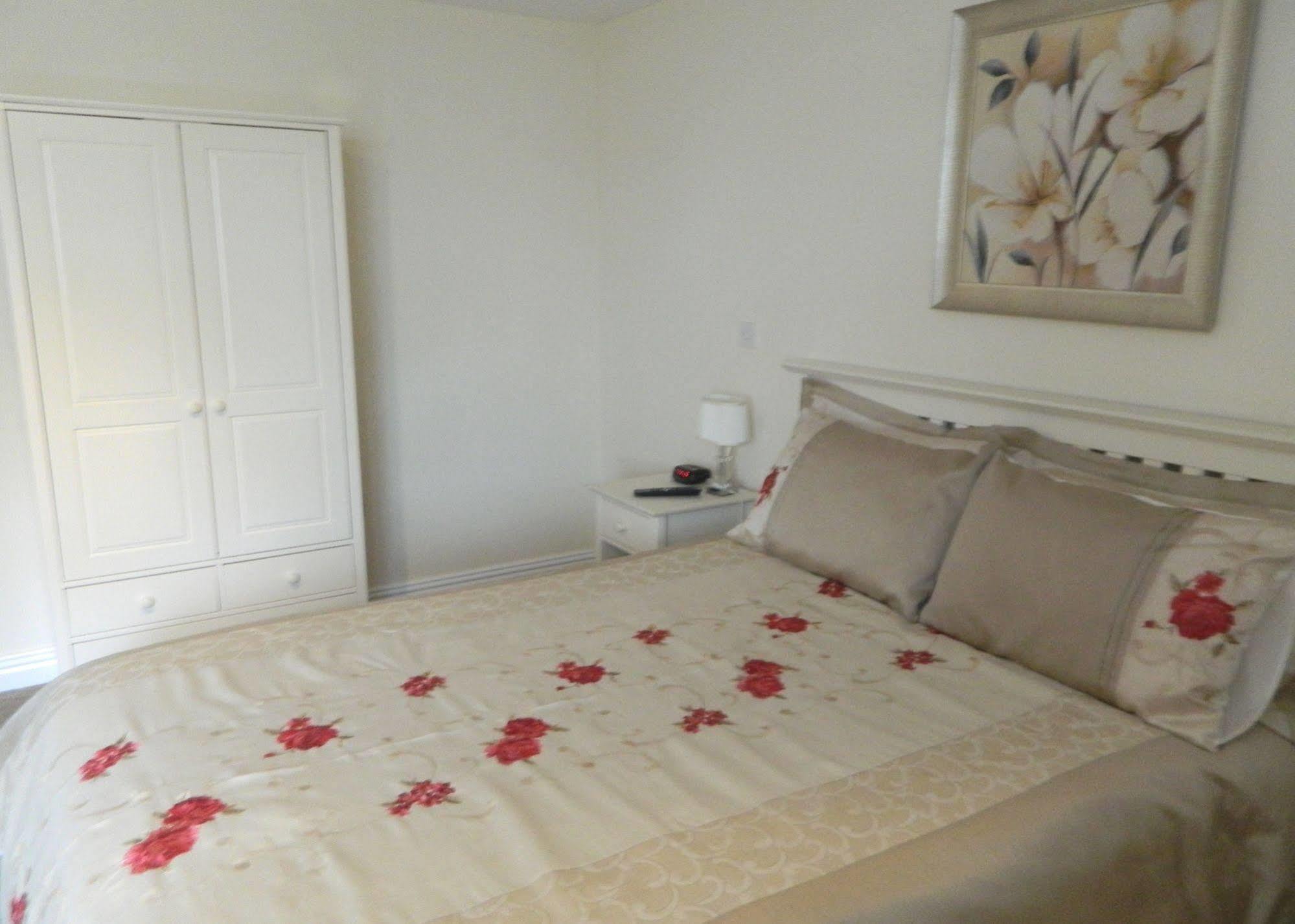 Lumb Farm Country Club Hotel Рипли Екстериор снимка