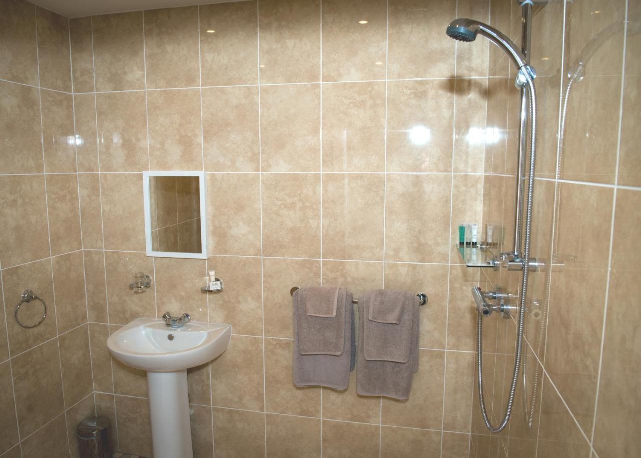 Lumb Farm Country Club Hotel Рипли Екстериор снимка